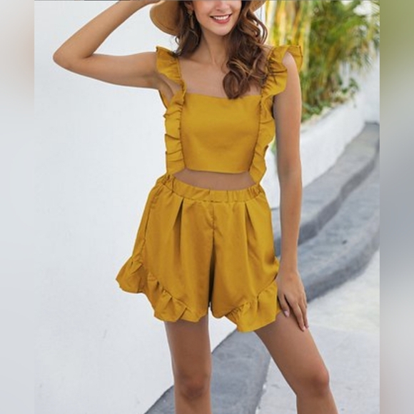 Mustard Ruffle Outfit Set - Picture 3 of 3